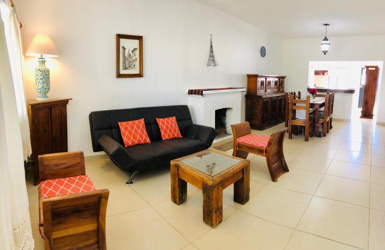 Club Vergel Resort Bernal Bagian luar foto